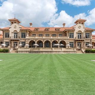 Nineteen & Traditions at TPC Sawgrass