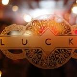 Cover image for Lucky