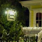 Cover image for Bistro Daisy