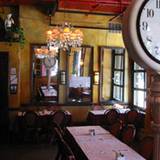 Cover image for Leunig's Bistro