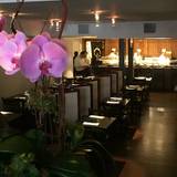 Cover image for Sushi Yasaka