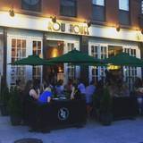 Cover image for Row House