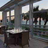 Cover image for Doc Bales' Grill