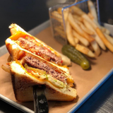 Cover image for Lager Heads