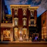 Cover image for The Standard at the Smith House