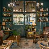 Cover image for Reyes Mezcaleria