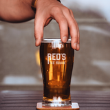 Cover image for Red's Ice House