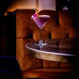 Late Night Drinks (T·E·N) photo
