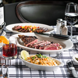 Celebrate Mother’s Day at Gibsons in Rosemont Foto