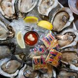 $1 Gulf Oysters foto