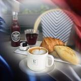 Bastille Day: Petit Dejeuner a la Francaise foto