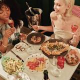 Cover image for Harrys Victoria