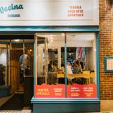 Cover image for La Vecina