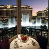 Cover image for Eiffel Tower