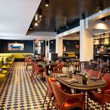 Cover image for Fielding's