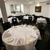 Cover image for Toto's Restaurant