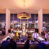 Cover image for Skylon