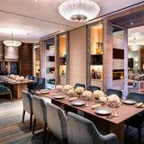 Pavyllon Privé Bespoke Immersive Experience Foto