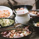 Tischbuffet für kleine & große Gruppen Photo