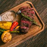 Cover image for LAvenue Restaurant Lounge Bar
