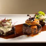 Cover image for Law's Chophouse