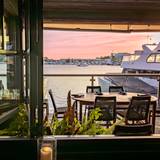 Cover image for Louie's by the Bay