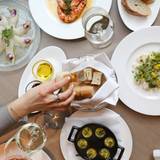 Group Dining from & A Gift On Us From £60 Foto