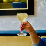 Happy Hour at Greywind: Mon-Fri, 4pm-6pm Foto