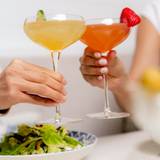 Moms & Martinis foto