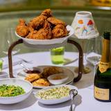 Fried Chicken & Champagne Sundays foto