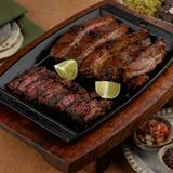 Prime Steak Fajita & Rib Board $29/Person Foto