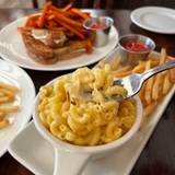 Kids Eat Free! Photo