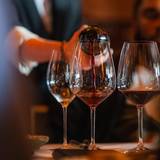 June | Sips of Summer: The Master Wine Series foto