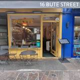 Cover image for Suzette