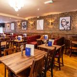 Cover image for Kings Stores