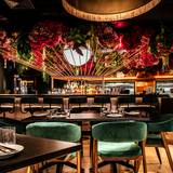 Cover image for 45 Curtain Road