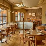 Cover image for Elliot's - Hackney