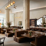 Cover image for Leon's