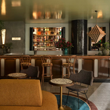 Cover image for Bar Hannah & Carriage Lounge