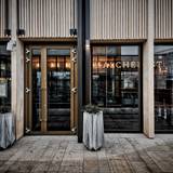 Cover image for The Alchemist Oxford