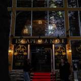 Cover image for Escape Manor