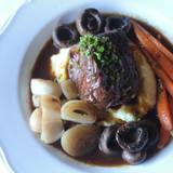 Cover image for Deux Bistro