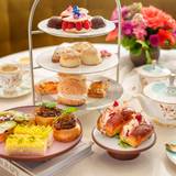 Cover image for Signatures Restaurant