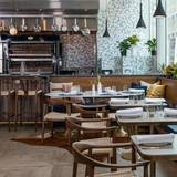 Cover image for The Henri