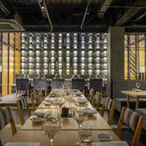 Cover image for Ginza St. James's