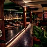 Cover image for Parc Ave