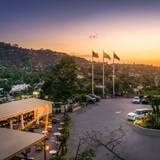 Cover image for FIVE on the Hill