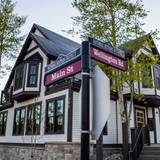 Cover image for The Carlin