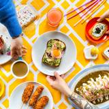 Cover image for Fox and The Hen