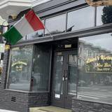 Cover image for Luisa's On Guerrero